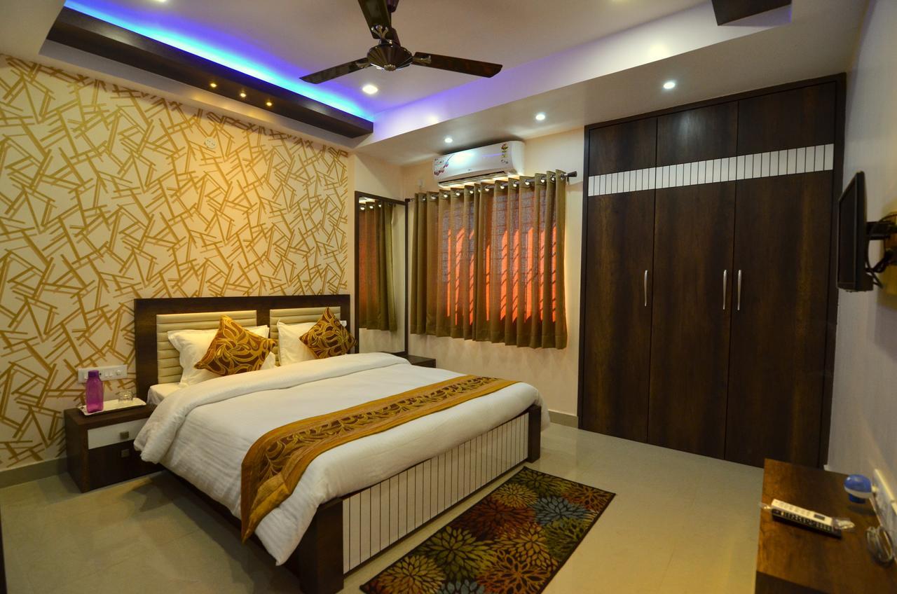 Hotel Tulip Residency Dibrugarh Exterior foto